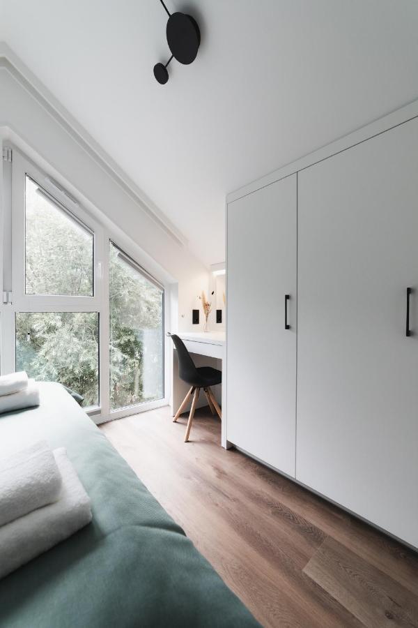 Neue Stylische Huesle By Unique Places บลูเดนซ์ ภายนอก รูปภาพ