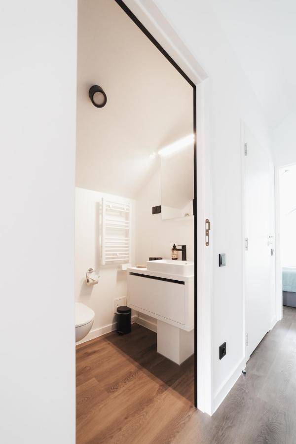 Neue Stylische Huesle By Unique Places บลูเดนซ์ ภายนอก รูปภาพ